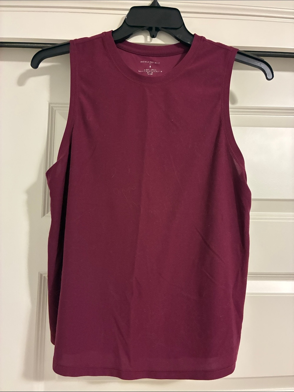 a new day Women's Sleeveless Crew Tank Top - Wine